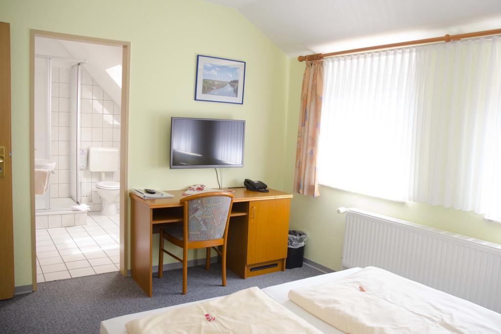 Zum Wikinger Hotel เนสเมอร์ซิเอล ภายนอก รูปภาพ
